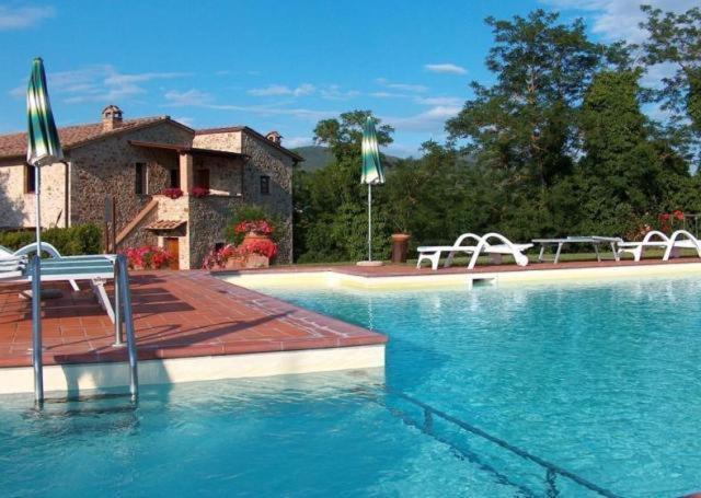 Borgo Il Villino Guest House Casole d'Elsa Exterior photo