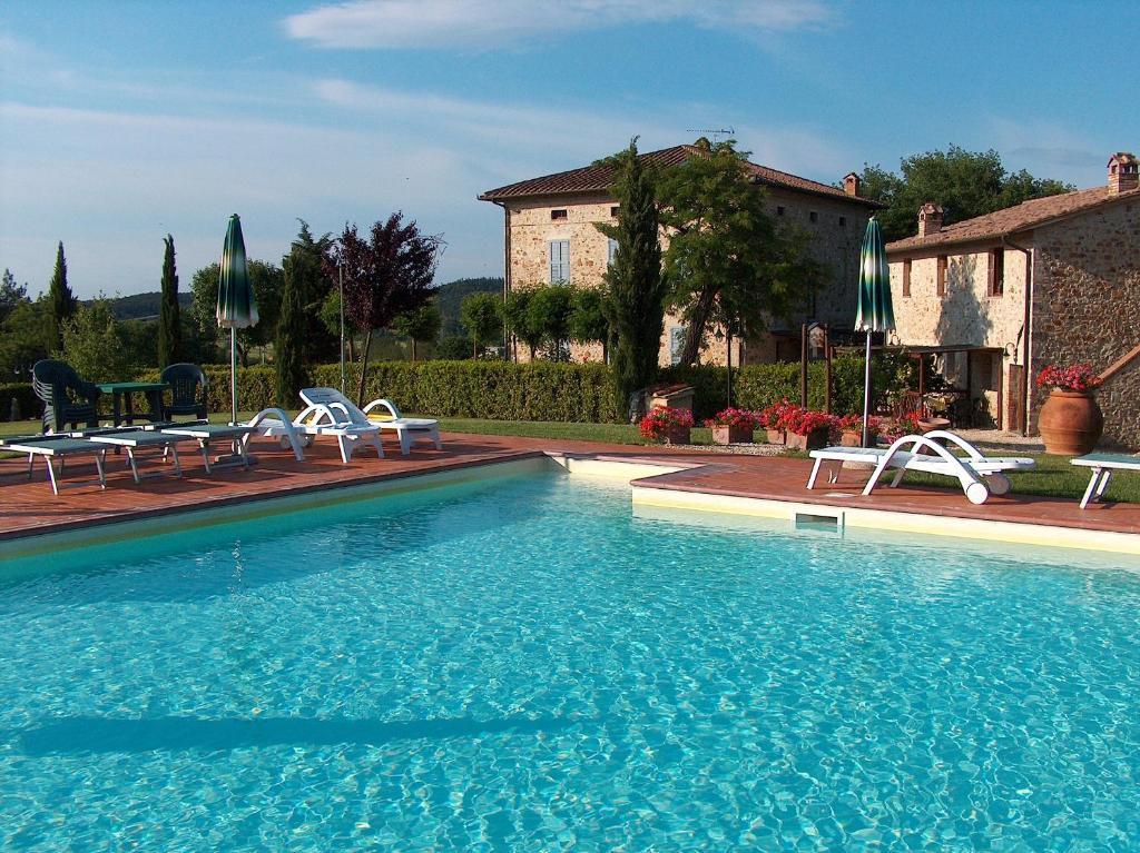 Borgo Il Villino Guest House Casole d'Elsa Exterior photo